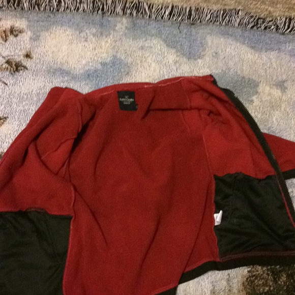 A red and black jacket - Picture 3 of 4